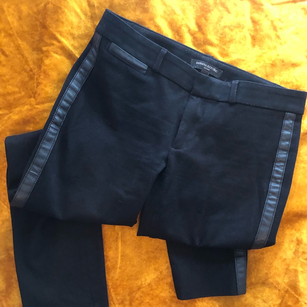 Banana Republic slim black dress pants 🎵